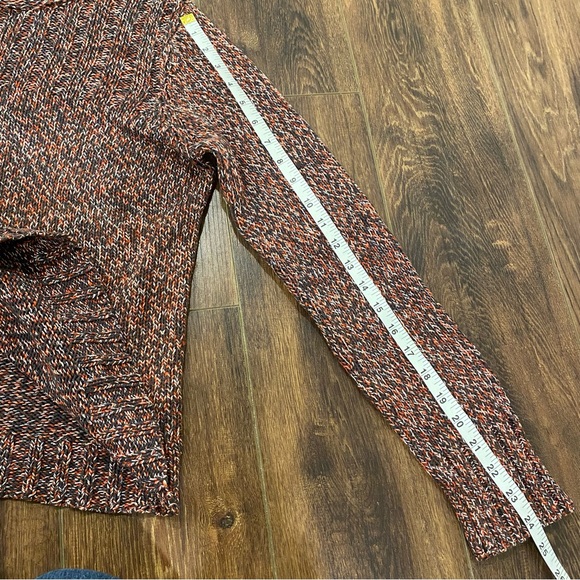 Mock neck knit sweater - Picture 12 of 13